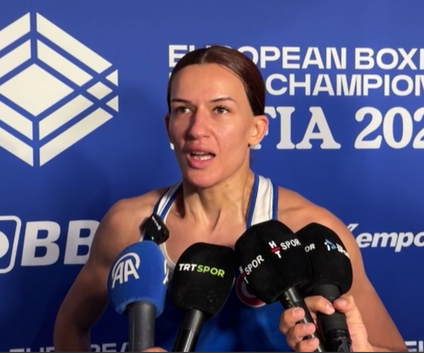 Hatice Akbaş Avrupa Boks Şampiyonası'nda yarı finale yükseldi