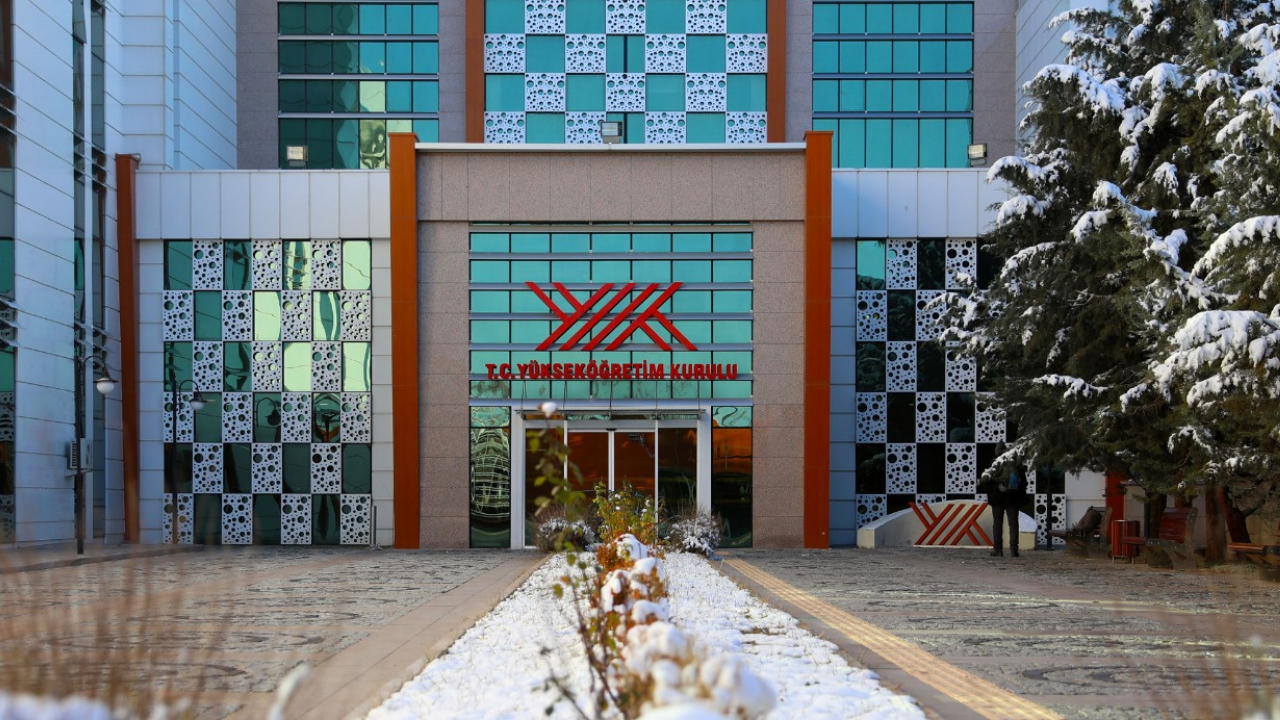 Sayıştay yükseköğretimi mercek altına aldı: Milyarlarca liralık fark