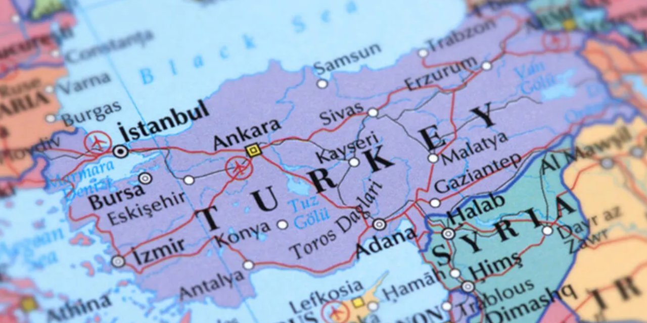 Türkiye'de 24 ilçe için il olma gündemi