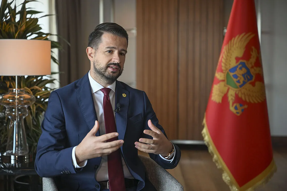 Milatovic Gazze için çizgiyi çekti: Siviller korunmalı