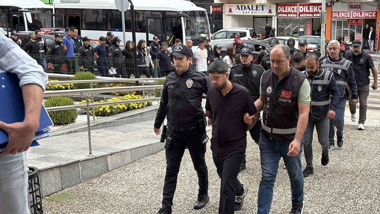 Çorum merkezli 4 ilde dolandırıcılık operasyonu: 15 tutuklama