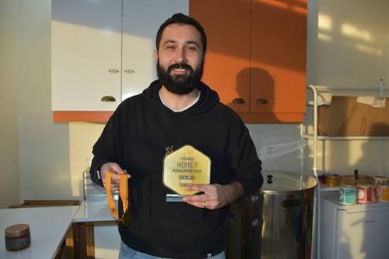 10 kovanla başladı, balı Paris ve Londra’da ödül aldı