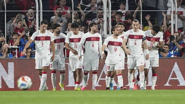 Kocaeli’de Türkiye-Fransa heyecanı: Gözler Arda Güler’de