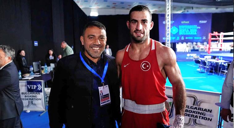 Türk boksunda tarihi altın! Emrah Yaşar Avrupa şampiyonu