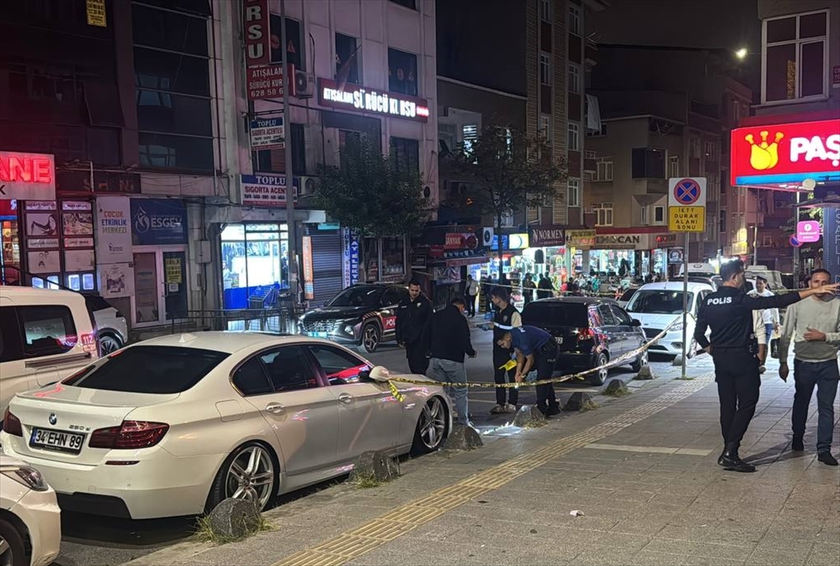 Esenler'de bıçaklı saldırgan silahla etkisiz hale getirildi