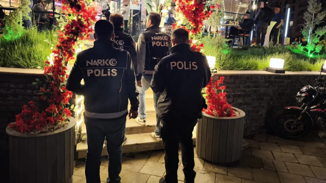 Malatya’da gece denetimi: 4 eğlence merkezinin kapısına mühür