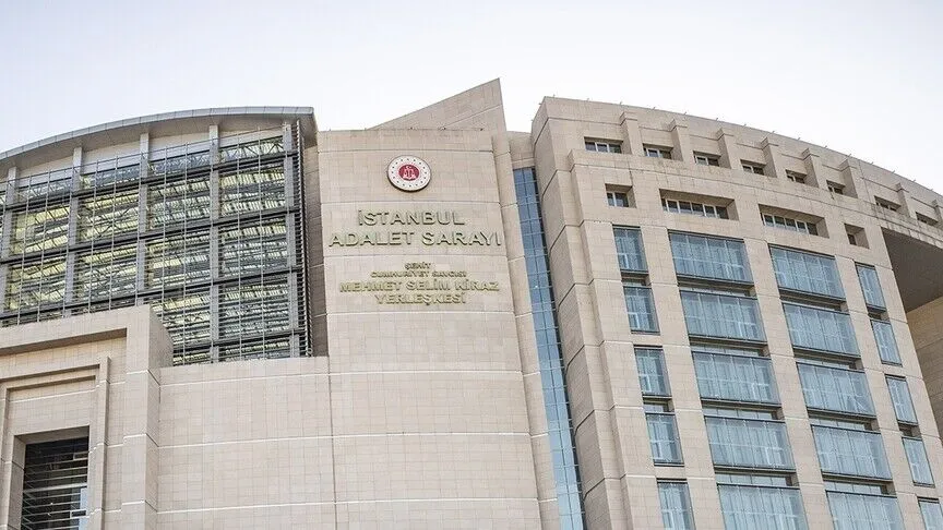 İstanbul'daki sermaye piyasası soruşturmasında 12 şüpheli adliyede