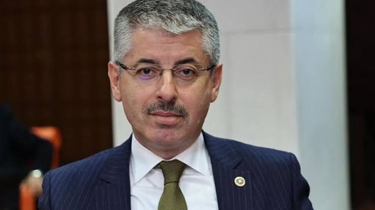 Mecliste yeni anayasa ilk gündem mi? AK Partili Çopuroğlu yanıtladı