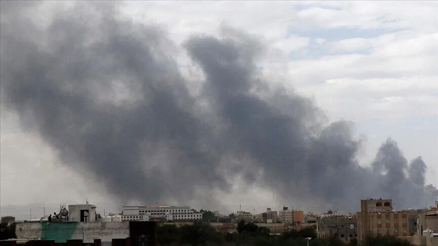 Yemen’de tansiyon yükseldi! Taiz’de 27 hava saldırısı