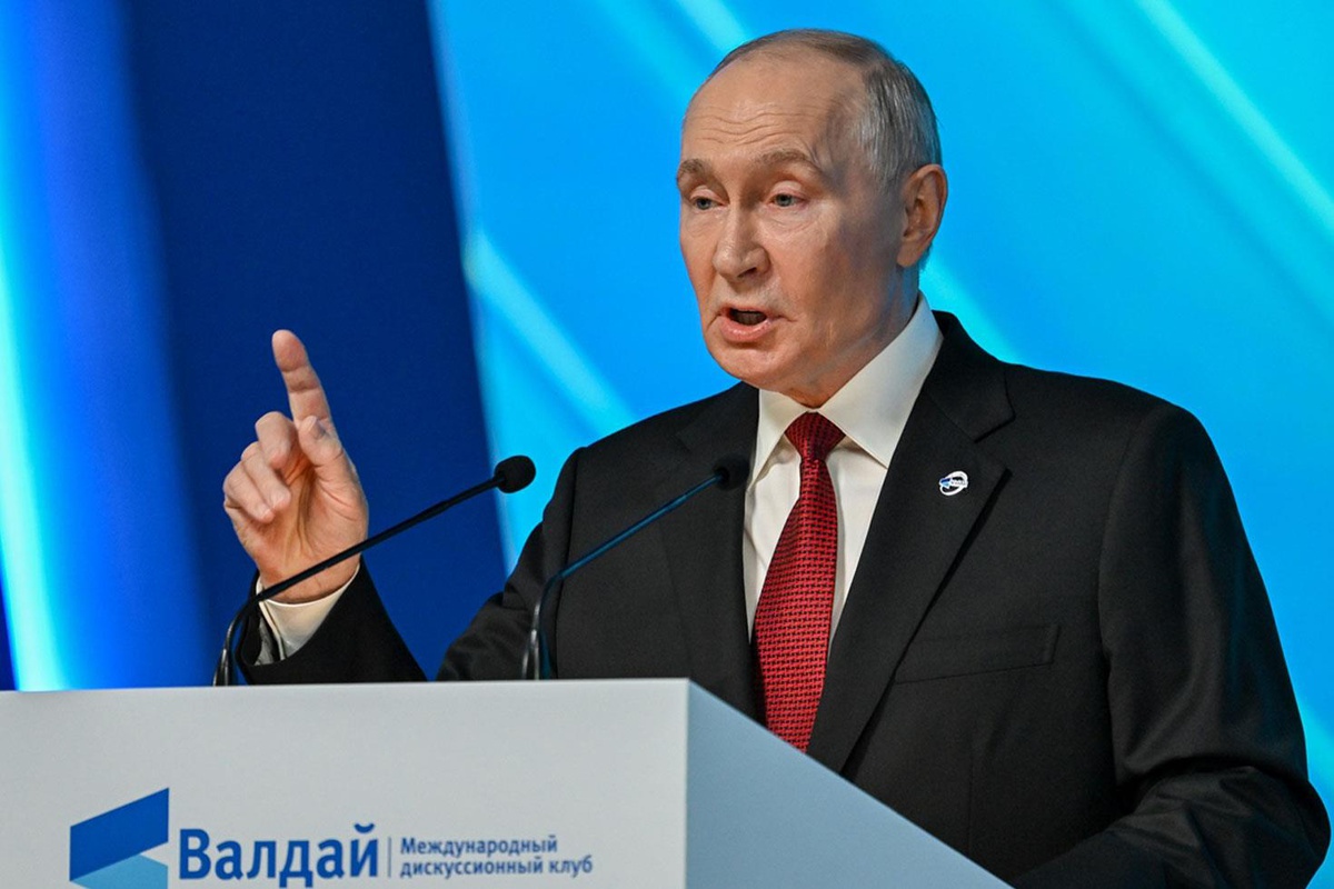Putin’den Kaliningrad mesajı: Rusya’ya saldırı olursa tüm silahların kullanımı gündeme gelir