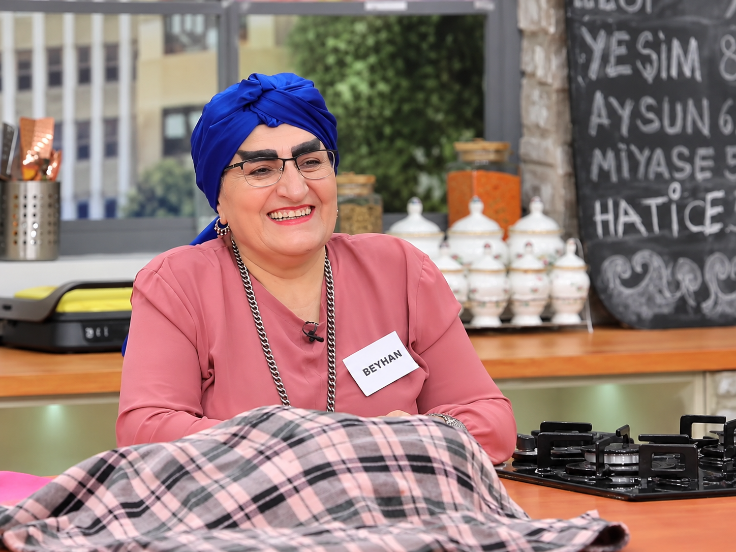 Gelinim Mutfakta yarışmacısı Beyhan Öksüz'ün oğluna silahlı saldırı