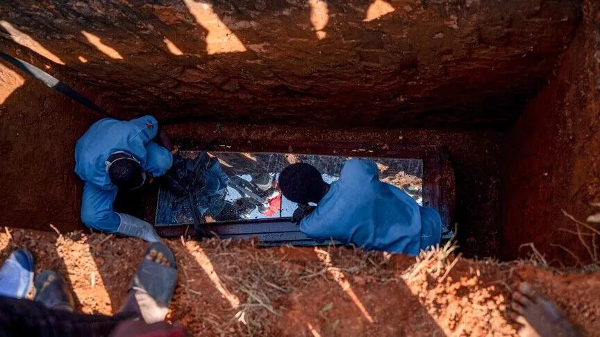 KDC’de Ebola salgını büyüyor: Can kaybı 4 bine yaklaştı