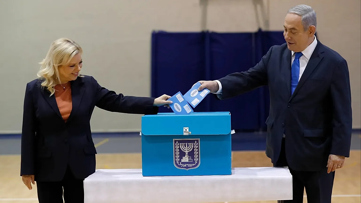 Eski İsrail Başbakanı: Netanyahu seçimleri ertelemek için savaşa zemin hazırlıyor