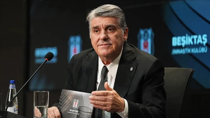 Beşiktaş’ta Serdal Adalı yönetimi ibra edildi