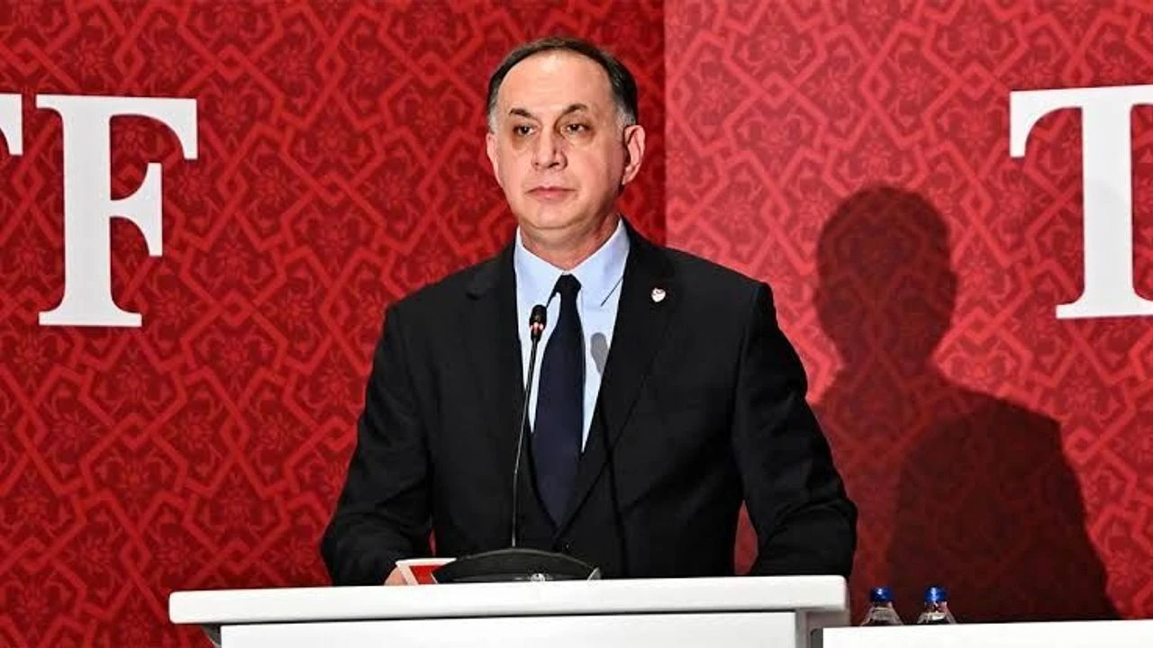Türk hakemliğinde deprem! MHK Başkanı görevi bıraktı