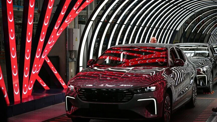 Türkiye’de otomobil pazarının yüzde 51,9’u elektrikli ve hibrit modellere geçti