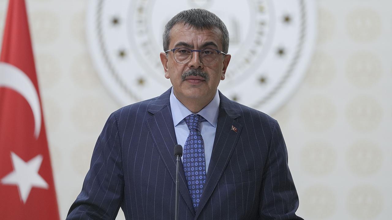 Bakan Tekin’den 5 Ekim Dünya Öğretmenler Günü mesajı