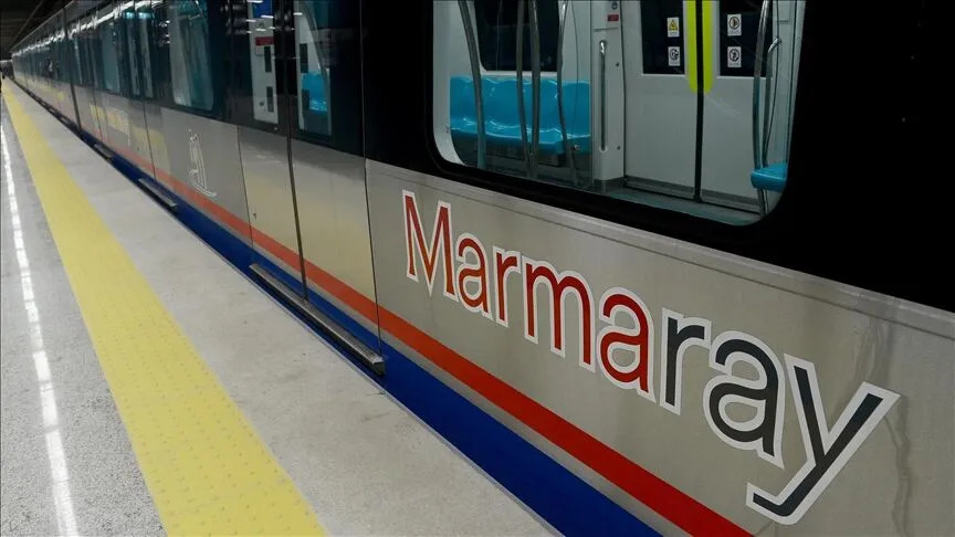 Marmaray Sirkeci istasyonunda bir kişi intihar etti