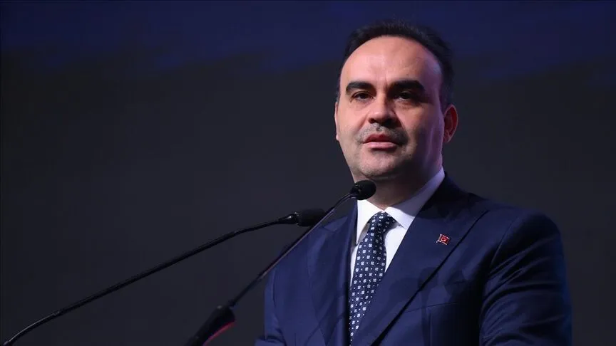 Bakan Kacır'dan Antalya'da beş ülkeyle iş birliği görüşmesi