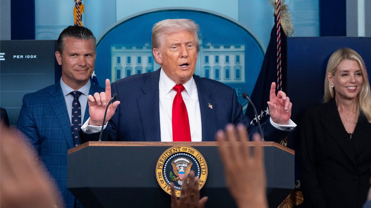 Trump'tan 13 kişinin katili Nidal Hasan için infaz onayı: "Kurşuna dizilecek"