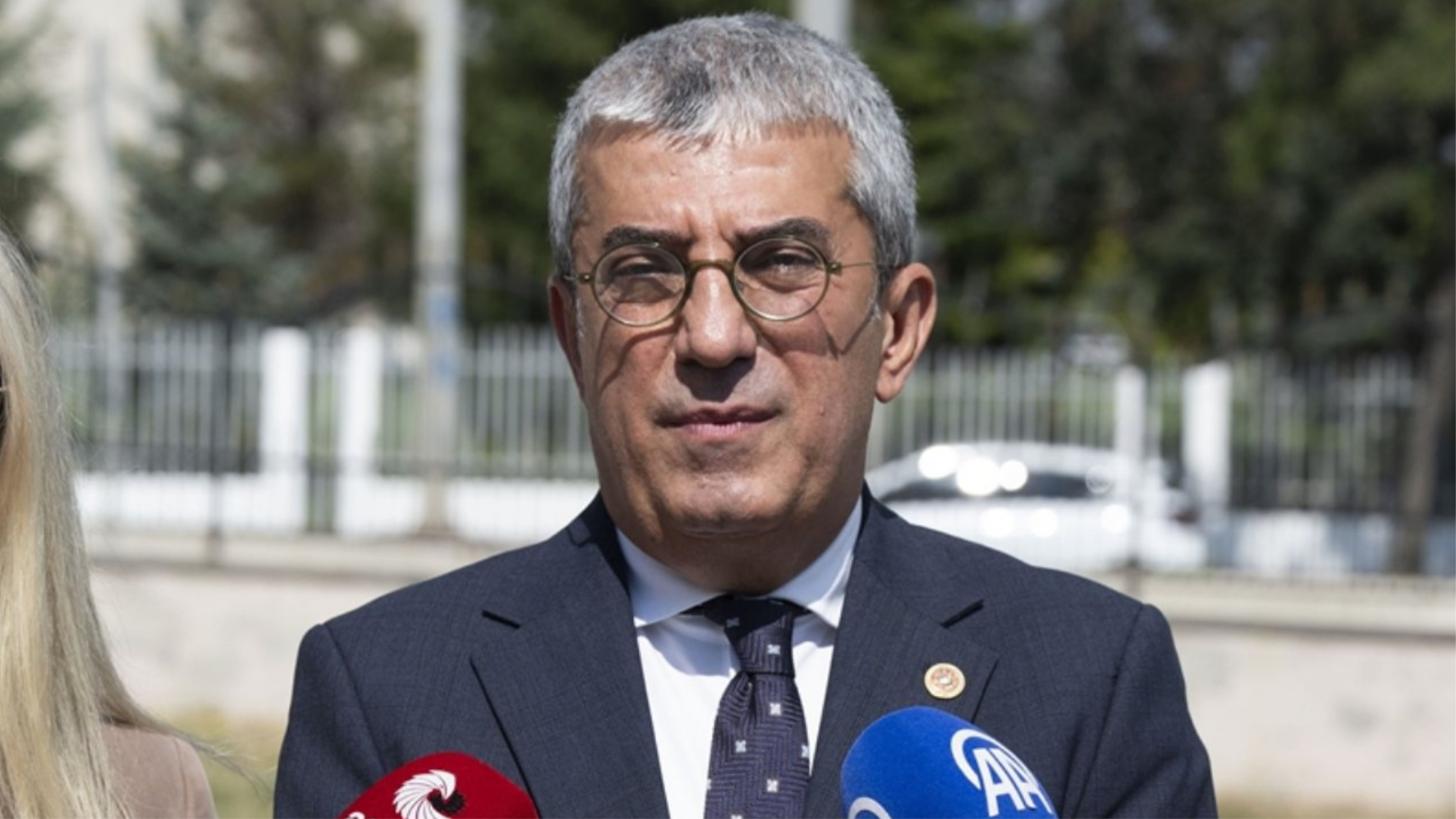 YENİ Parti'den AYM önünde tepki: Türkiye’yi sansürle susturamazsınız