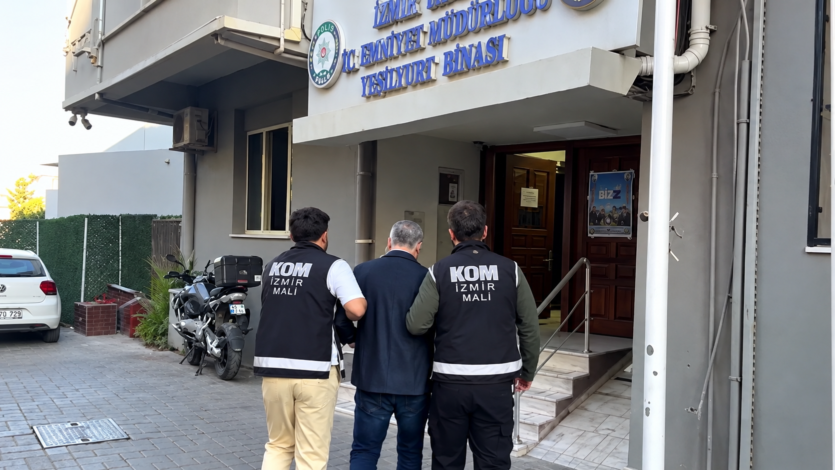 Bayraklı Belediyesinde milyonluk iddialar! Serdar Sandal dahil 43 kişi adliyede