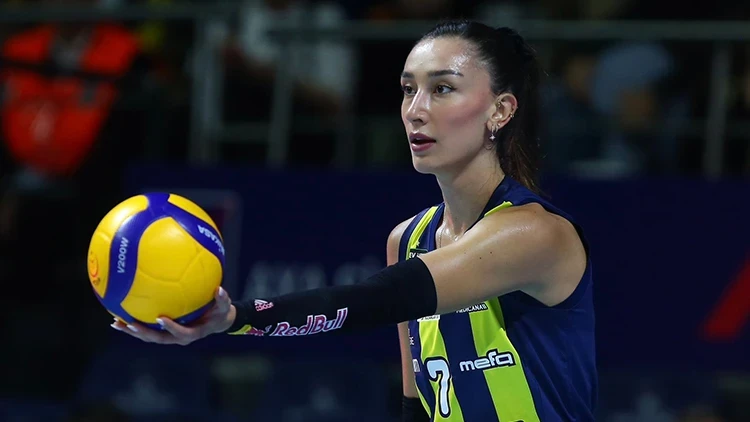 Fenerbahçe Medicana'da Hande Baladın sakatlandı: 11 Ekim'deki maçta yok
