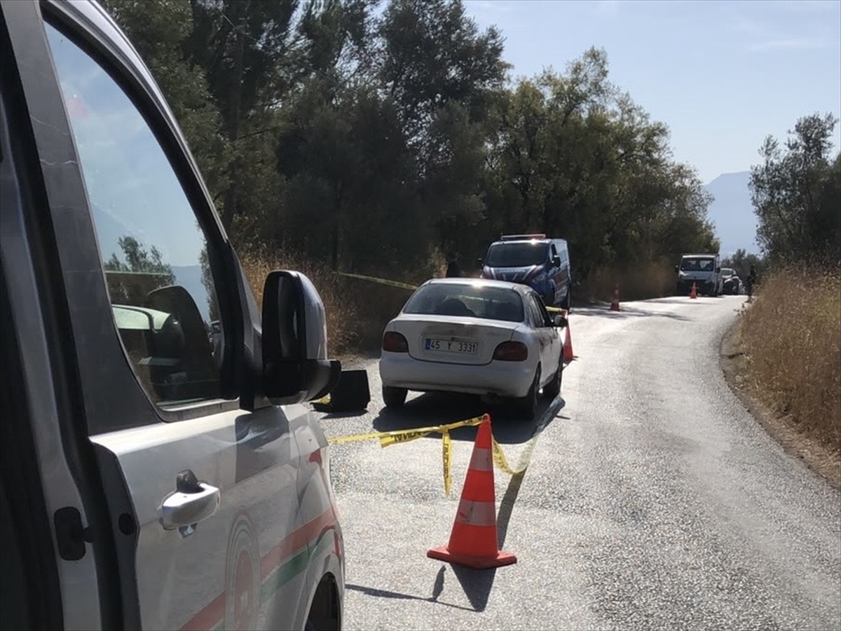 İzmir’de otomobilde ölü bulundu: 1 şüpheli gözaltında