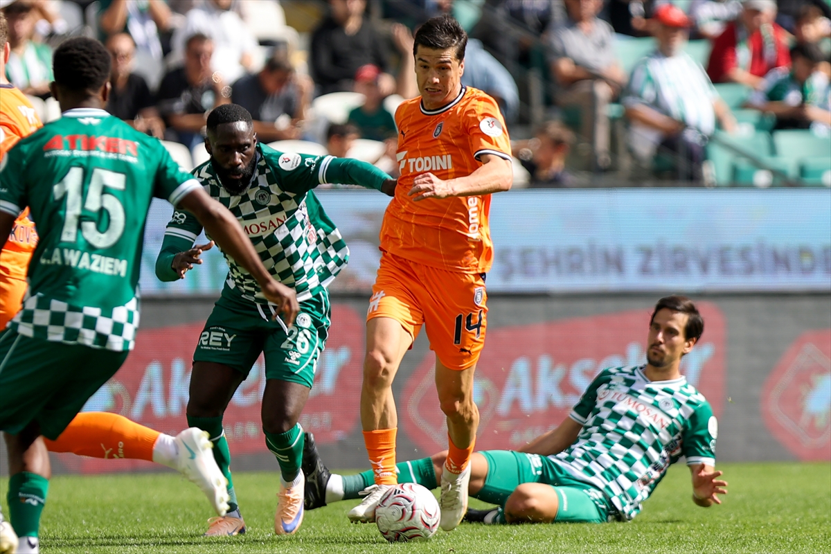 Konya'da kazanan çıkmadı! Konyaspor ile Başakşehir puanları paylaştı