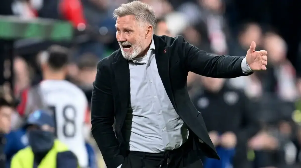 Samsunspor’da kötü gidişat ayrılığı getirdi