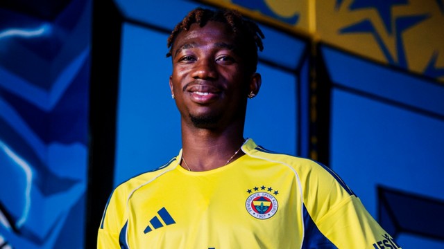 Fenerbahçe'de sürpriz ayrılık iddiası: Nene yolcu