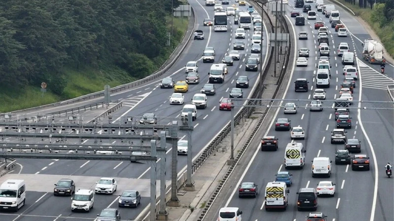 Ankara ve İstanbul’da yola çıkacaklar dikkat! İşte 13 Ekim yol durumu
