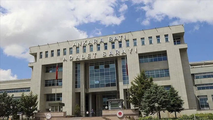 Etimesgut Belediyesi’ne operasyon! 2 başkan yardımcısı dahil 25 kişiye gözaltı kararı