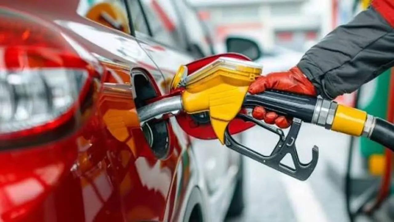 13 Ekim 2026 benzin ve motorin fiyatları ne kadar oldu?
