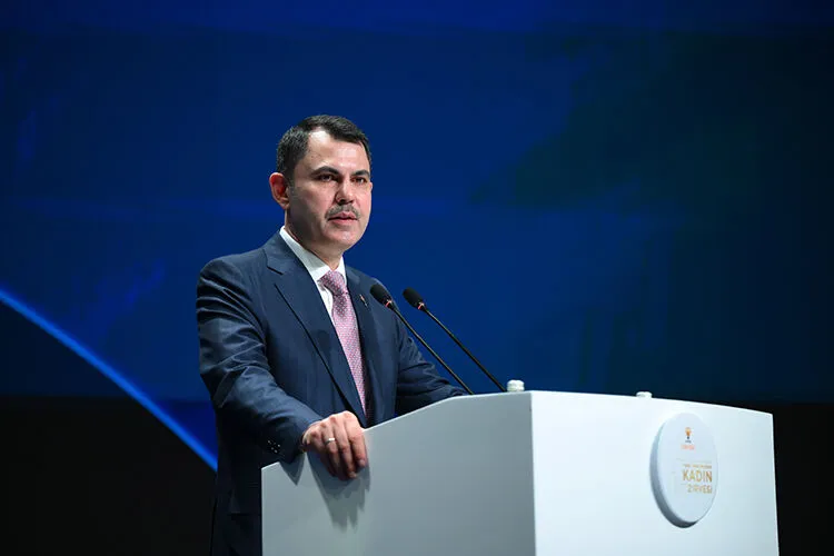 Bakan Kurum'dan Üsküdar mesajı: Güç birliğiyle çalışmaya devam edeceğiz