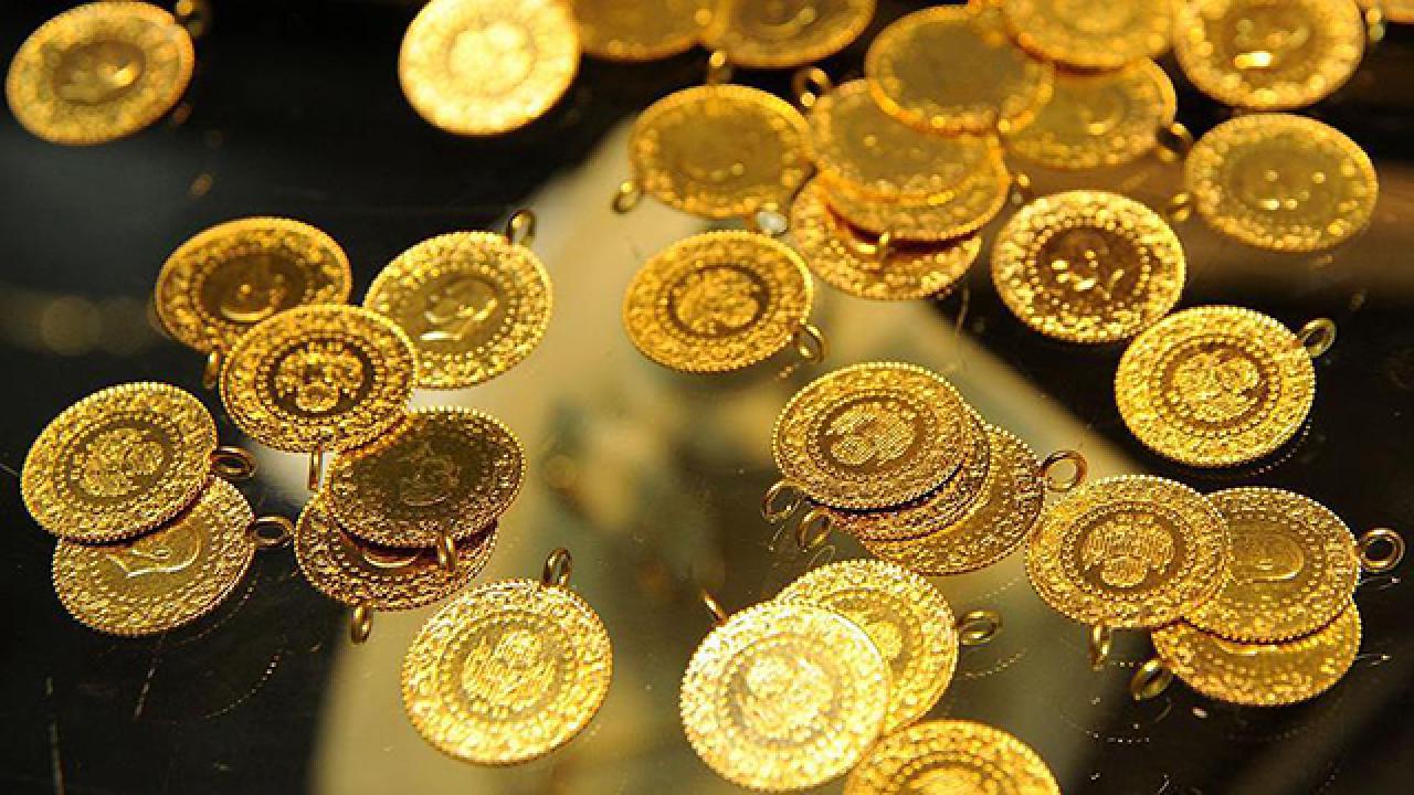 Altın yatırımcısına ABD'den kötü haber: Fiyatlar sert geriledi