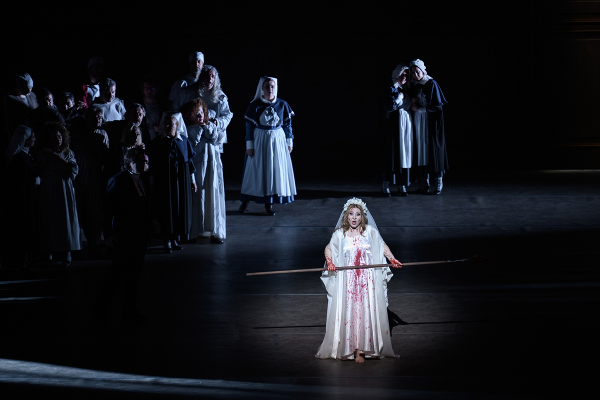 Aşk ve trajedinin operası Lucia di Lammermoor AKM'ye geliyor