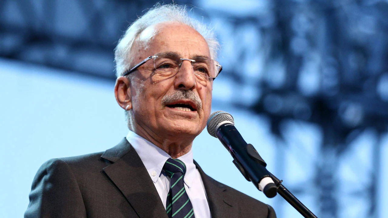 Murat Karayalçın CHP'den istifa ederek Yeni Parti'ye katıldı