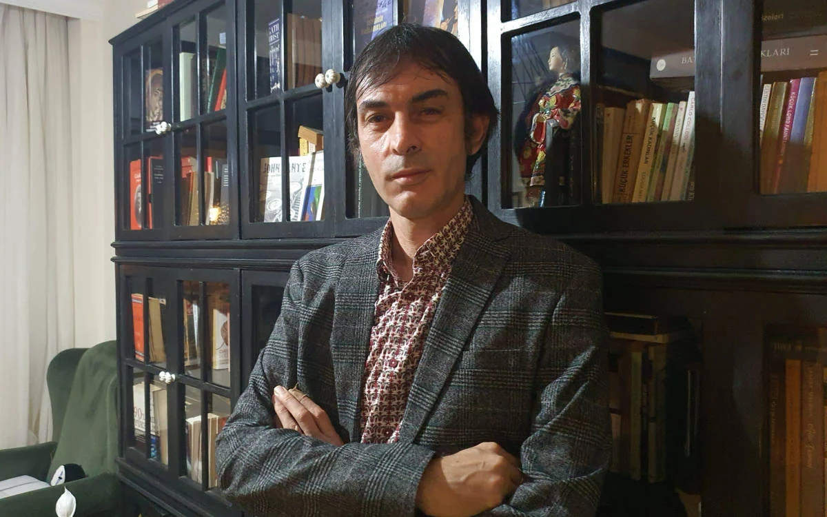 Bahadır Özgür kimdir, kaç yaşında ve nereli? Hangi gazetelerde çalıştı?