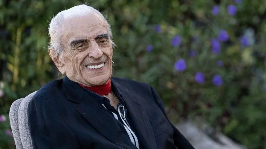 Alpay'a son veda! Cenazesinde dikkat çeken ayrıntı
