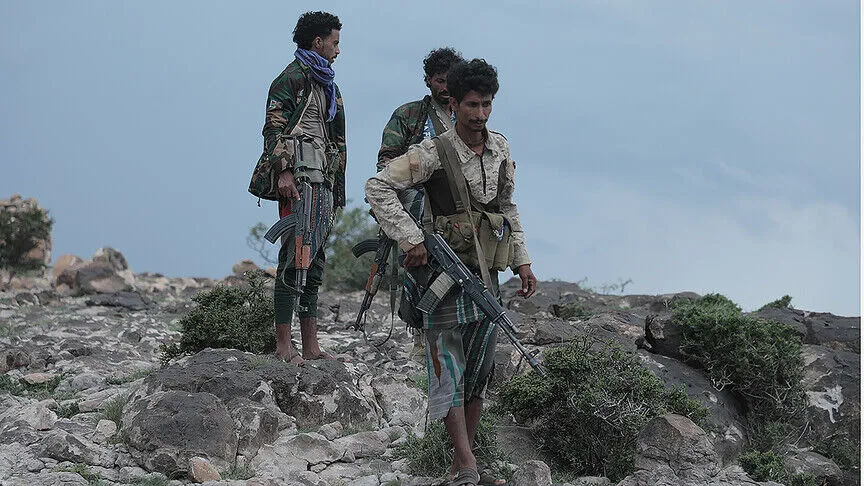 Yemen'de çatışmalar şiddetlendi: Husilerle ordu karşı karşıya