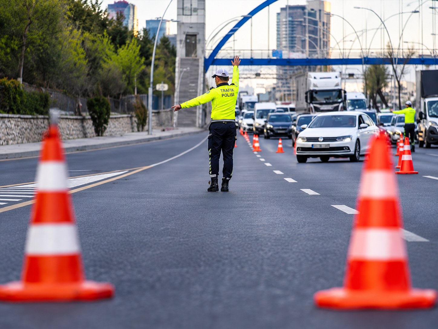 17 Ekim yol durumu: Ankara, İstanbul ve İzmir'de kapalı yollar