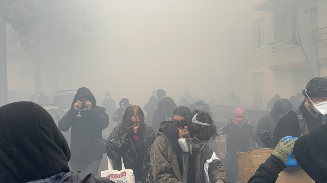 Paris'te alevler yükseldi! Fransa genelinde 166 gözaltı
