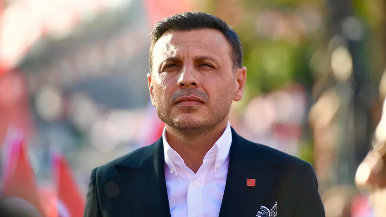 Yeni Parti'li Özgür Çelik'ten İstanbul'da 39 ilçeye sandık çağrısı!