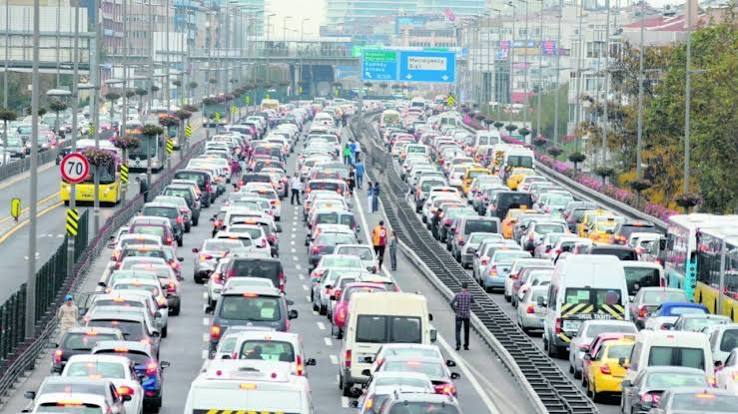İstanbul'da 18 Ekim 2026 trafik uyarısı! Bu yollara dikkat