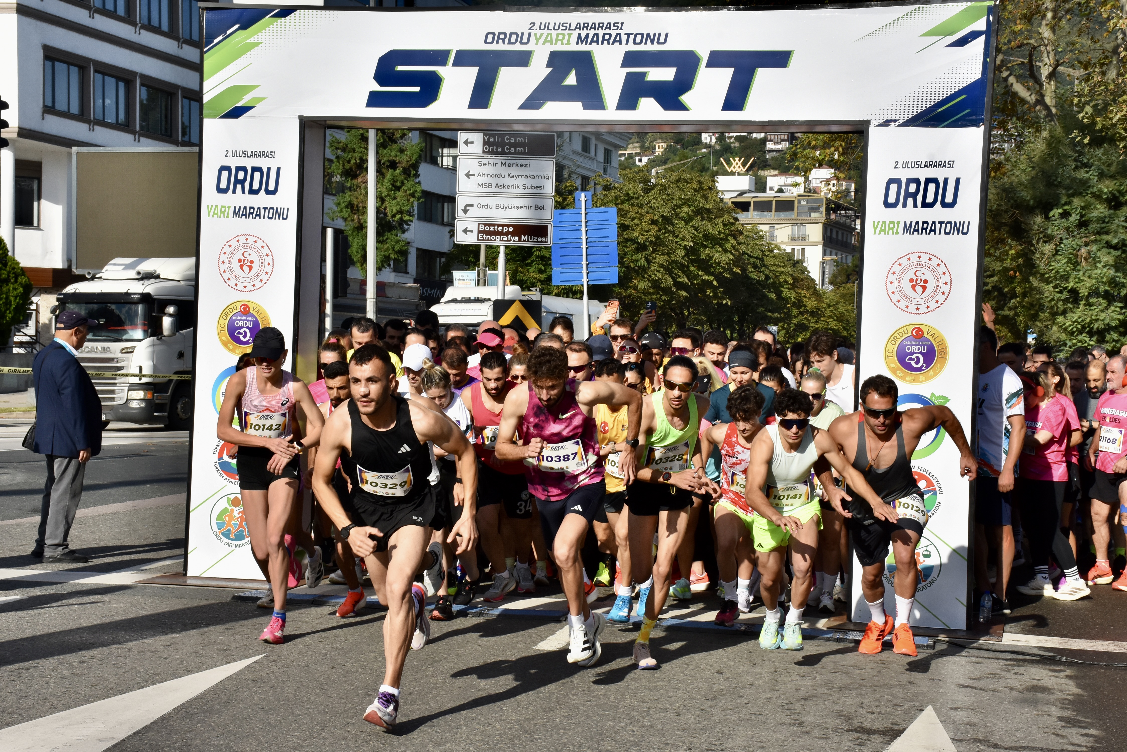 Ordu'da maraton heyecanı! 8 ülkeden yüzlerce katılımcı