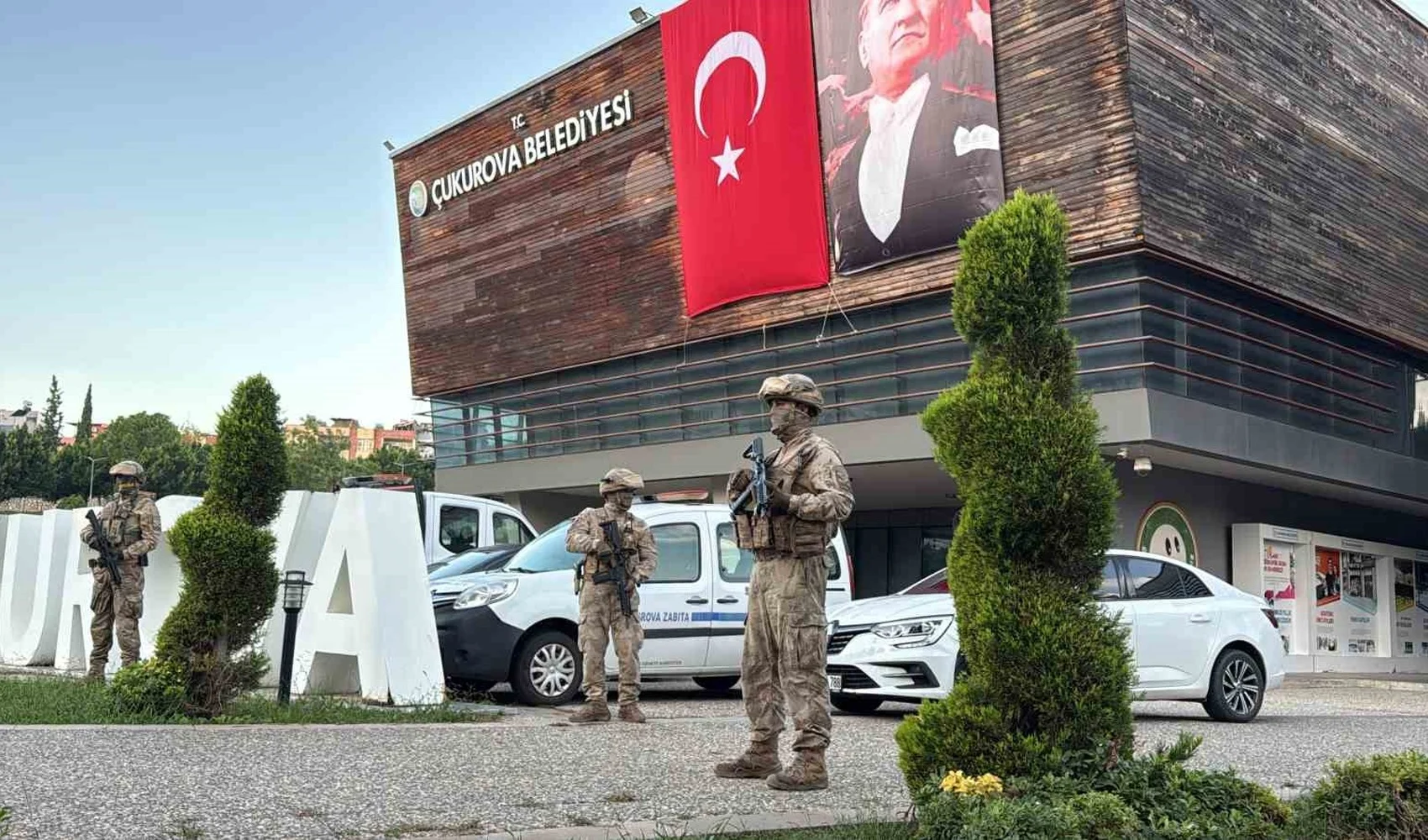 Çukurova Belediyesine jandarma operasyonu!