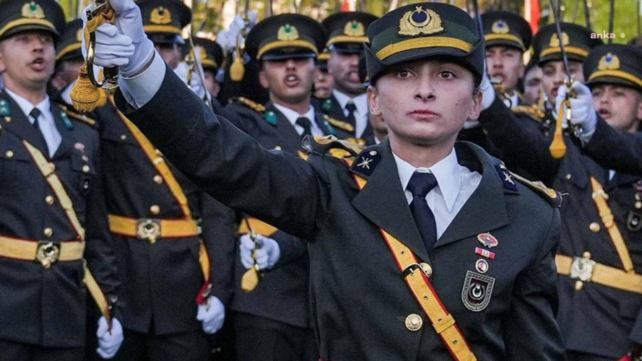 TSK'dan ihraç edilen teğmenin gazi babası 35 yıllık işinden çıkarıldı