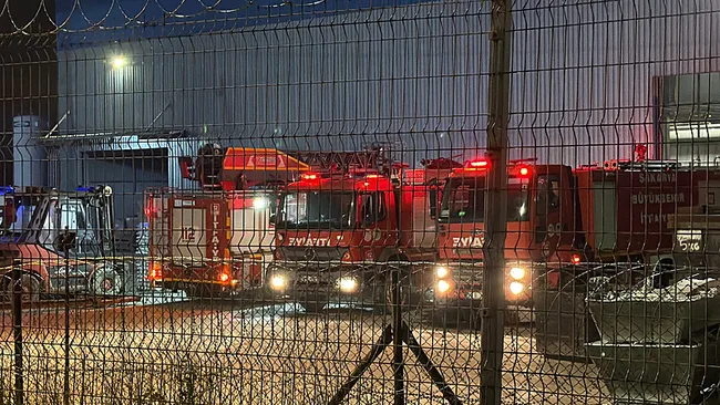 Akyazı’da alüminyum fabrikasında patlama: 3 işçi yaralandı