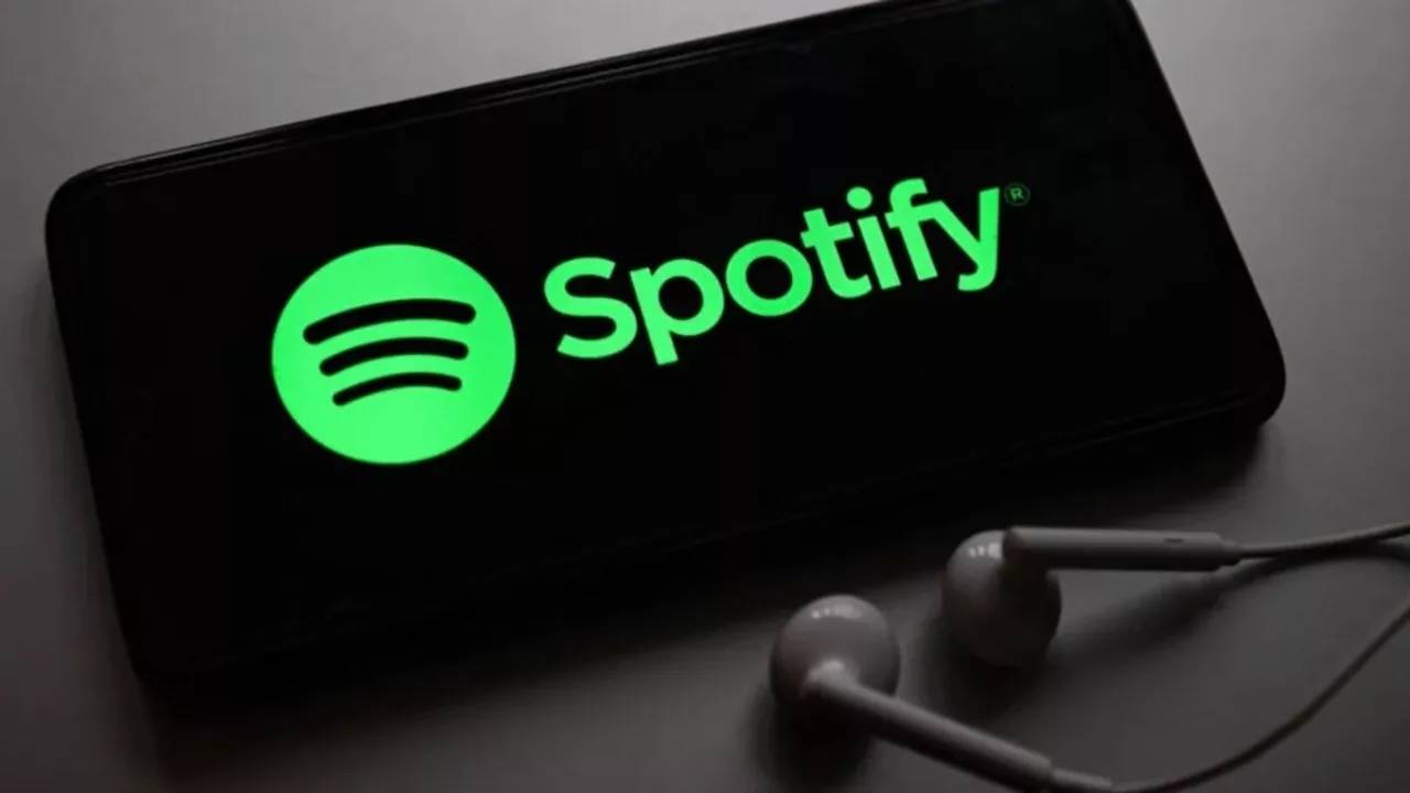 Spotify yapay zekâ ile üretilen milyonlarca parçayı kaldırdı